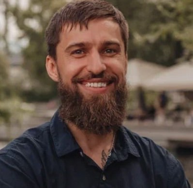 Александр Прокофьев